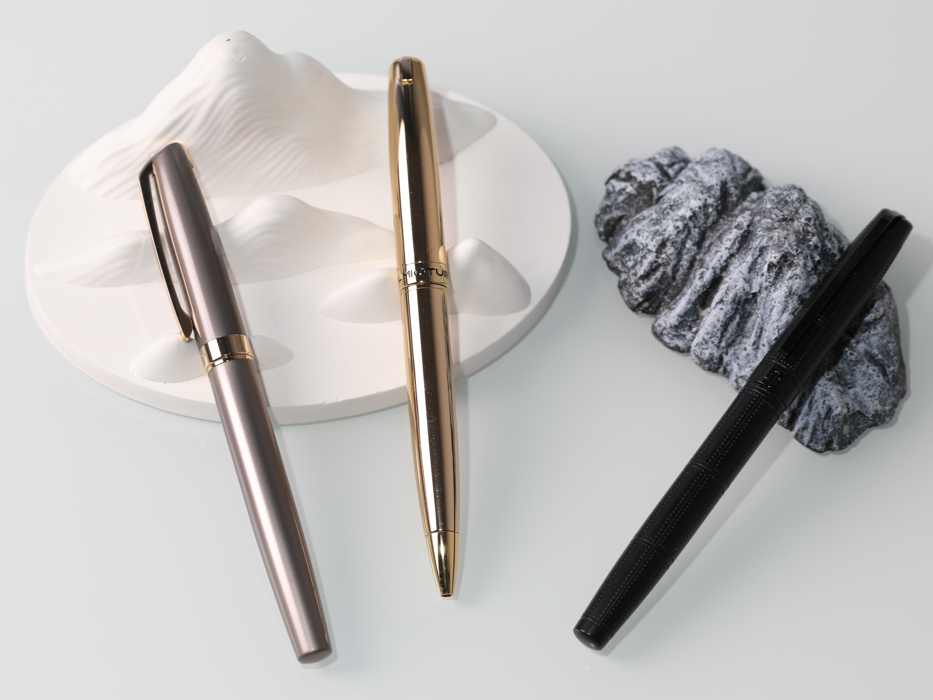 签字笔  美工笔  圆珠笔  蘸水笔 金笔  钢笔 定制笔  书法笔、签字笔   米乐(中国)一站式服务平台 水妖